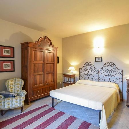 Cozy Apartment In Carcegna Di Miasino No Pettenasco Luaran gambar
