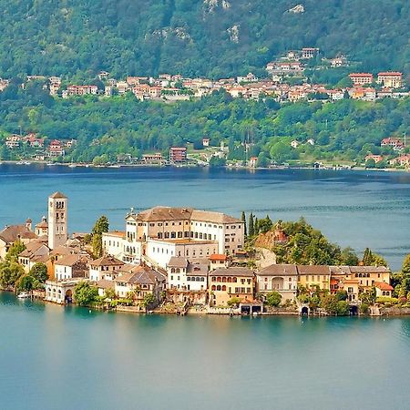 Cozy Apartment In Carcegna Di Miasino No Pettenasco Luaran gambar