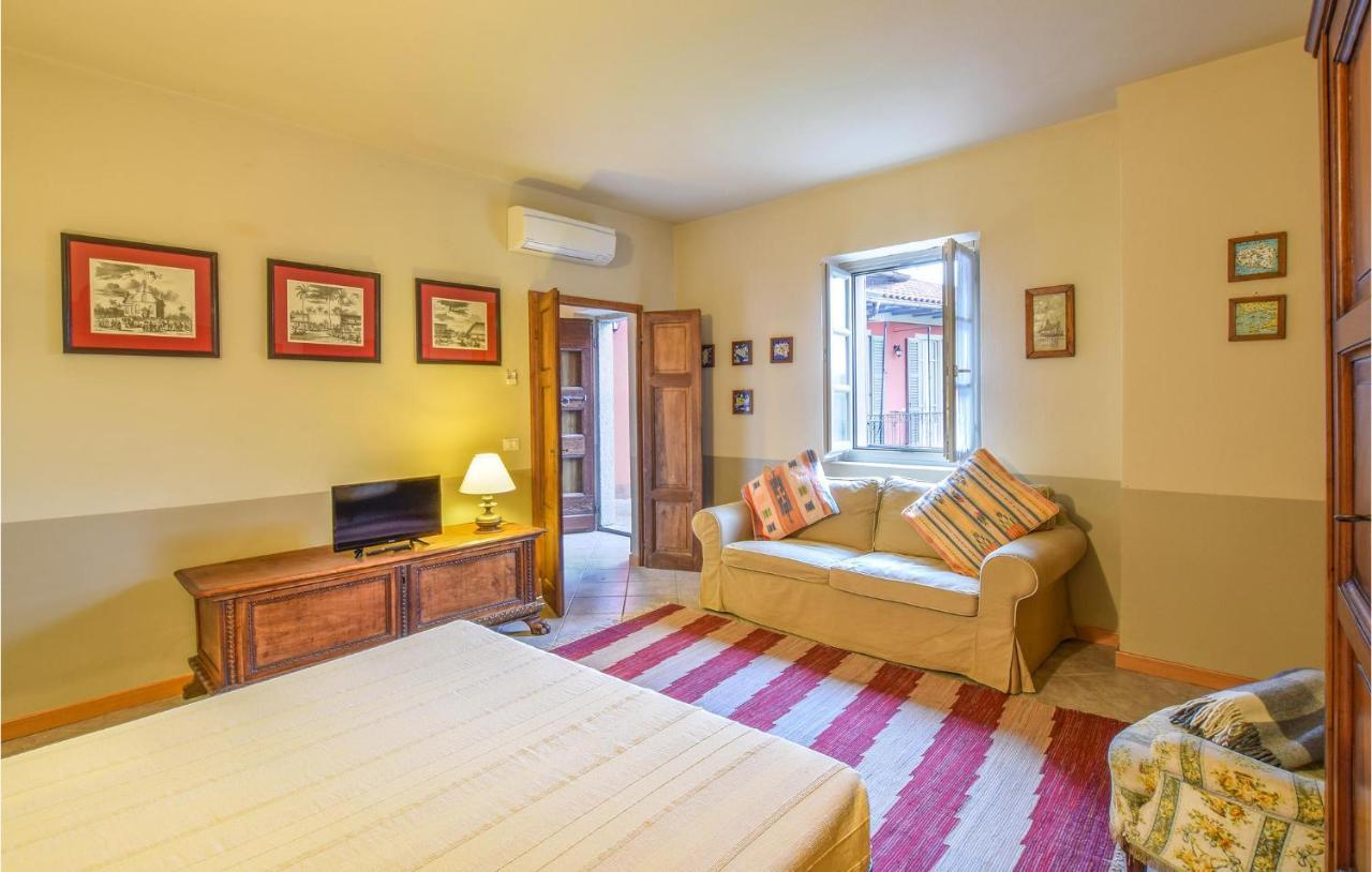 Cozy Apartment In Carcegna Di Miasino No Pettenasco Luaran gambar